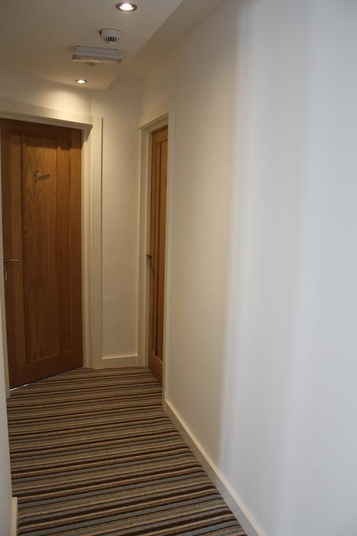 Three Horseshoes Country Inn Barry Eksteriør billede