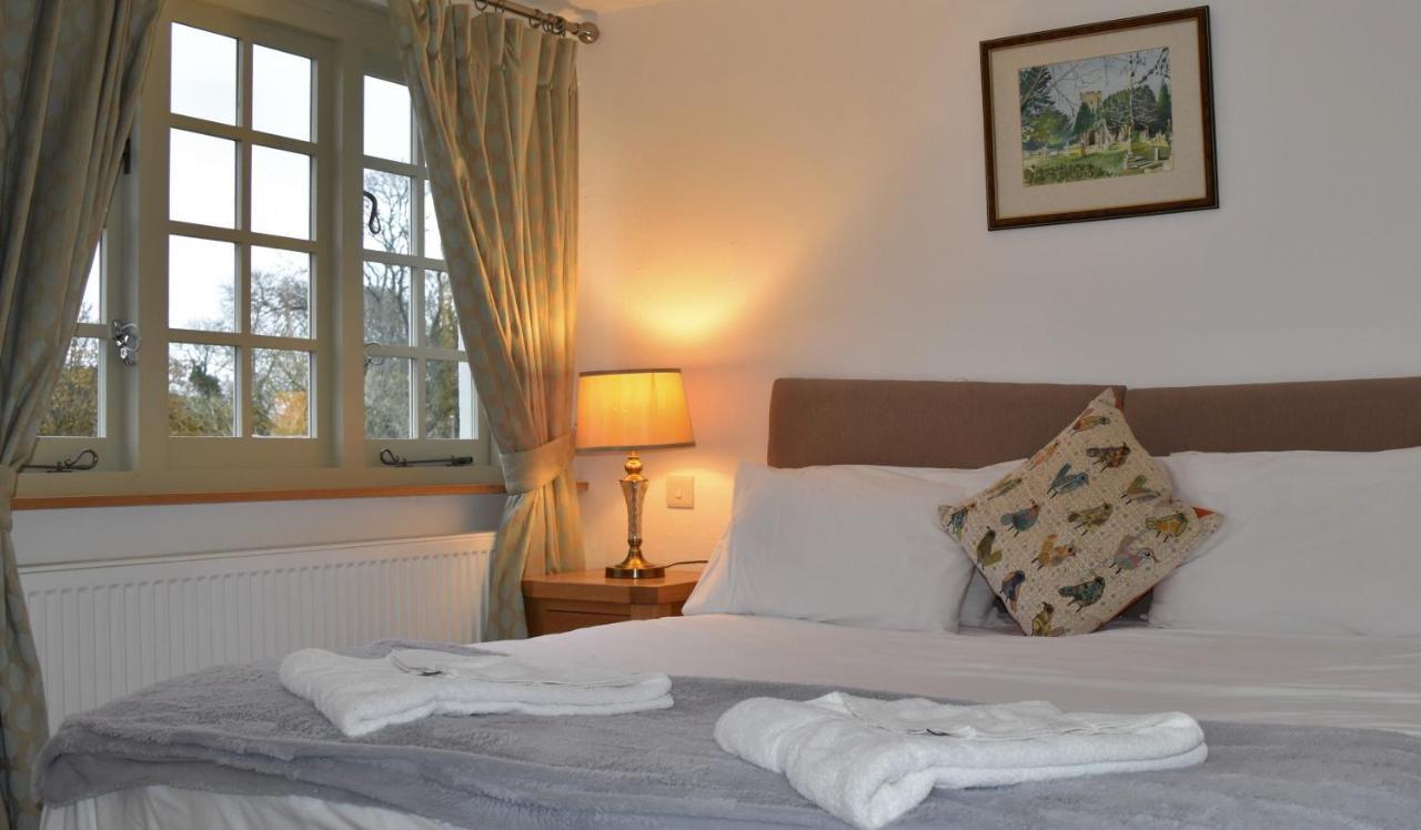 Three Horseshoes Country Inn Barry Eksteriør billede