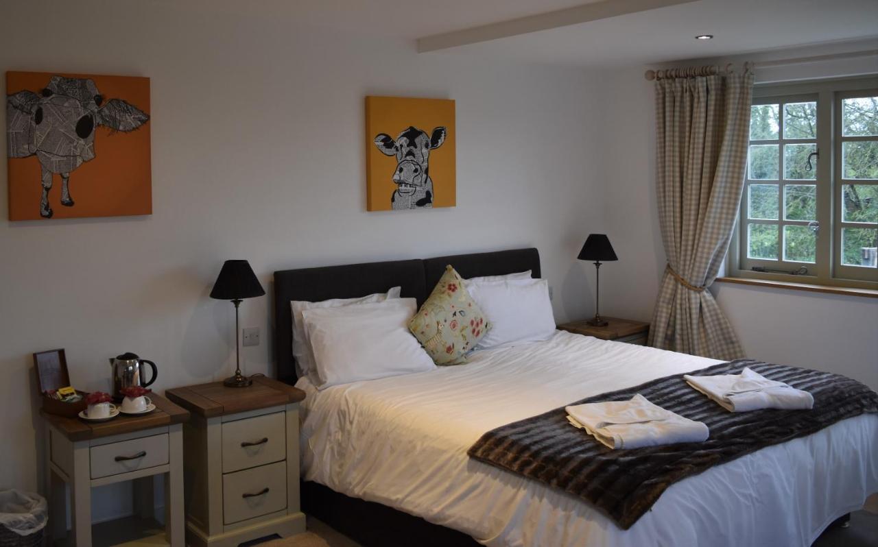 Three Horseshoes Country Inn Barry Eksteriør billede